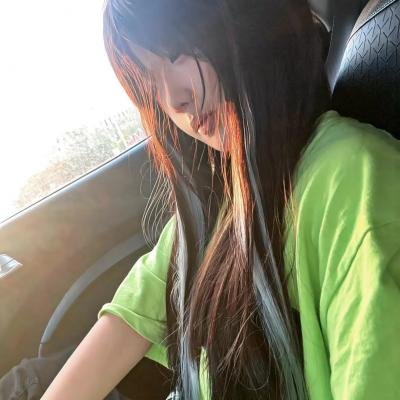 追着彩虹的我们封面